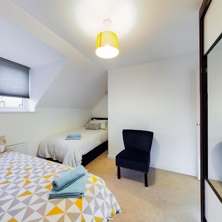 Cheerful 5-Bdr/3-Bath House W/ Free Parking Villa Reading Exterior photo
